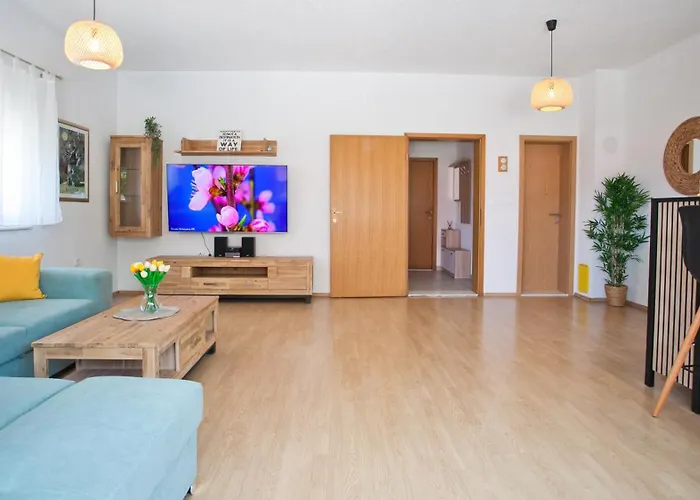 Aura Maris, Kastel Stari Apartment